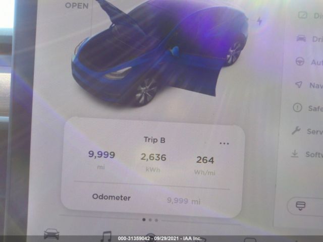 Photo 6 VIN: 5YJYGDEE5LF045287 - TESLA MODEL Y 