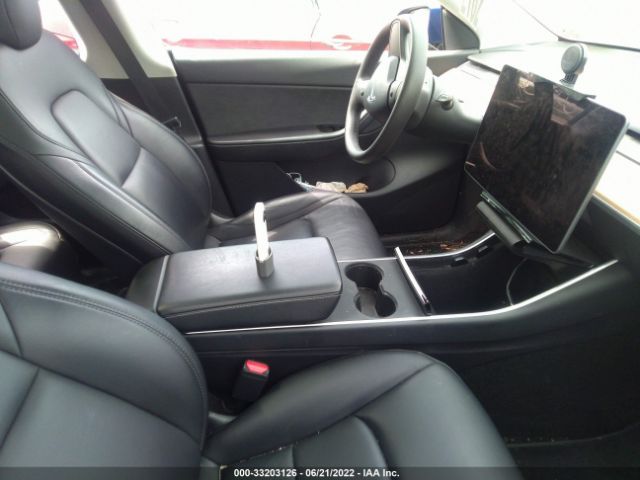 Photo 4 VIN: 5YJYGDEE5LF050134 - TESLA MODEL Y 