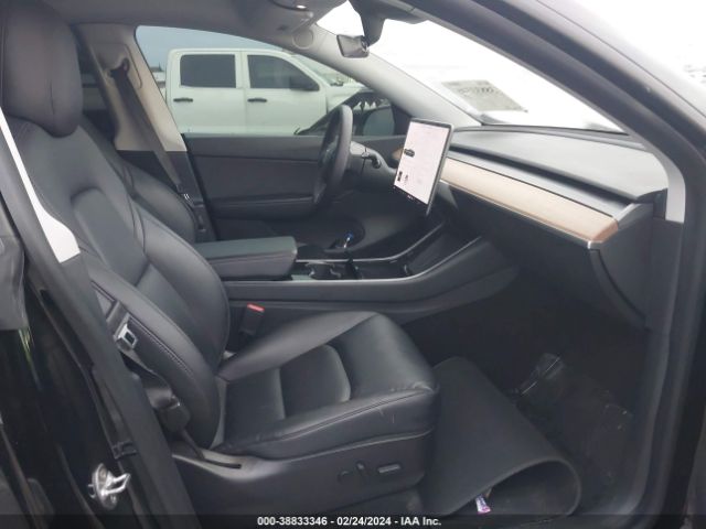 Photo 4 VIN: 5YJYGDEE5LF052255 - TESLA MODEL Y 