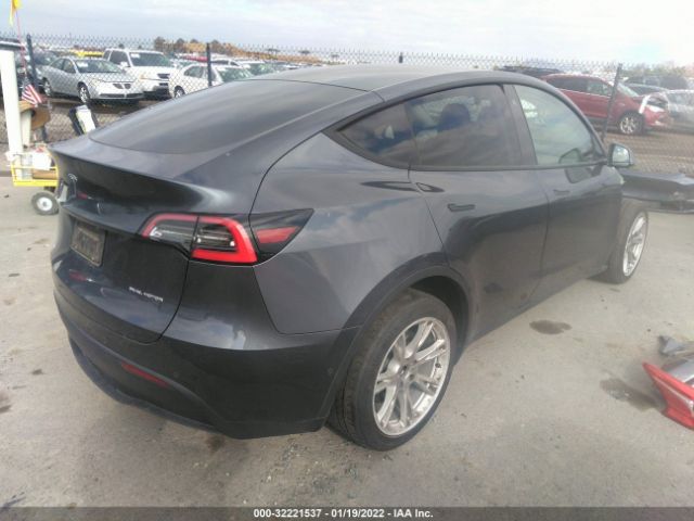 Photo 3 VIN: 5YJYGDEE5LF055057 - TESLA MODEL Y 