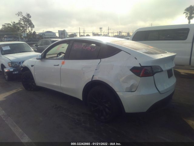 Photo 2 VIN: 5YJYGDEE5LF056175 - TESLA MODEL Y 