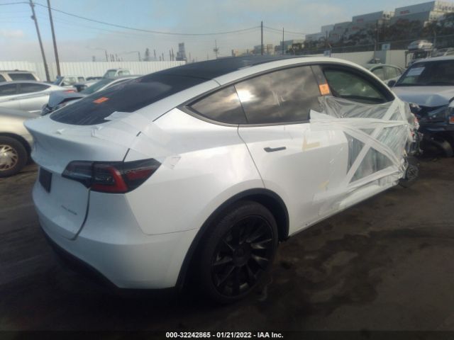 Photo 3 VIN: 5YJYGDEE5LF056175 - TESLA MODEL Y 