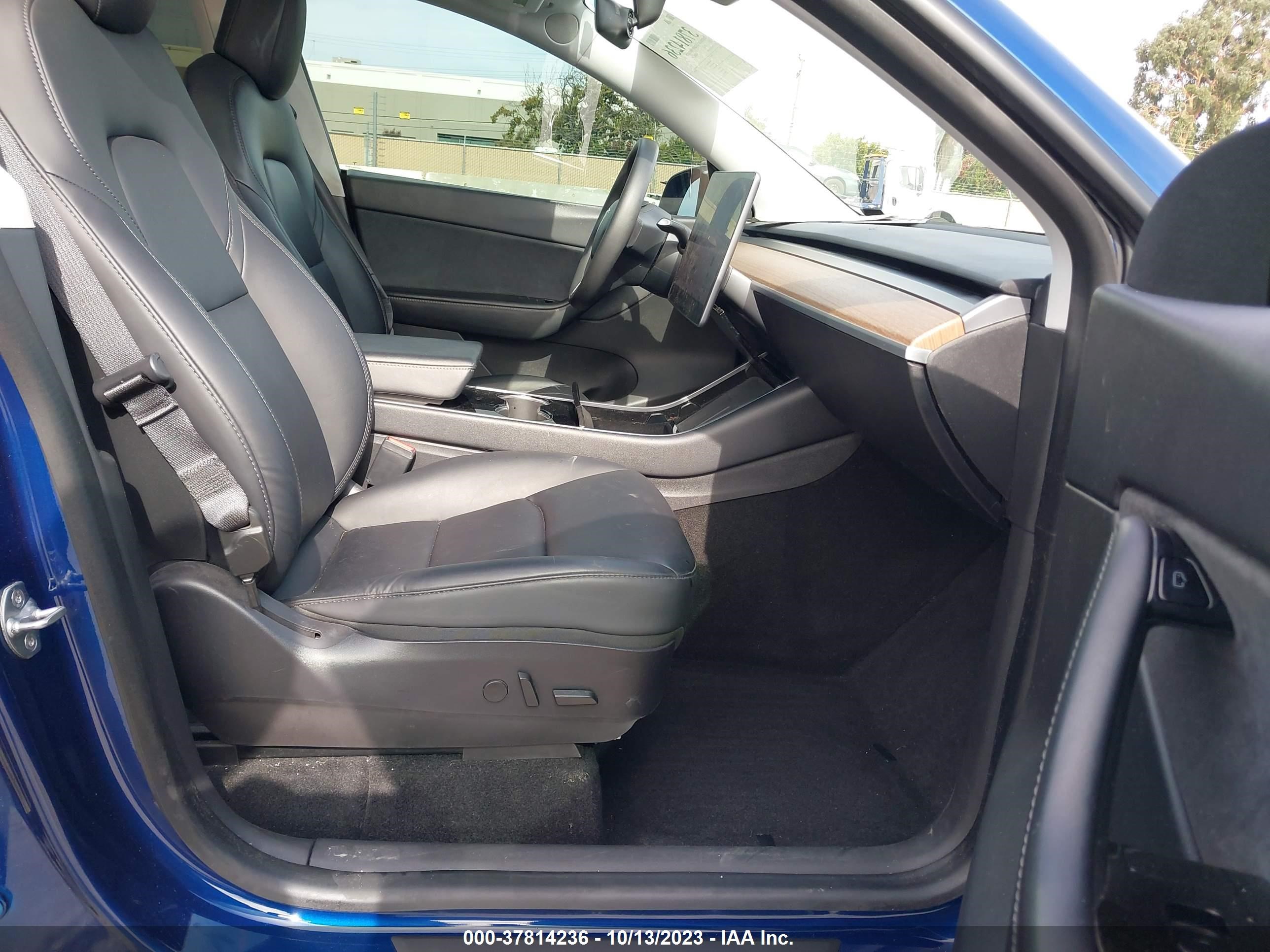 Photo 4 VIN: 5YJYGDEE5LF059786 - TESLA MODEL Y 