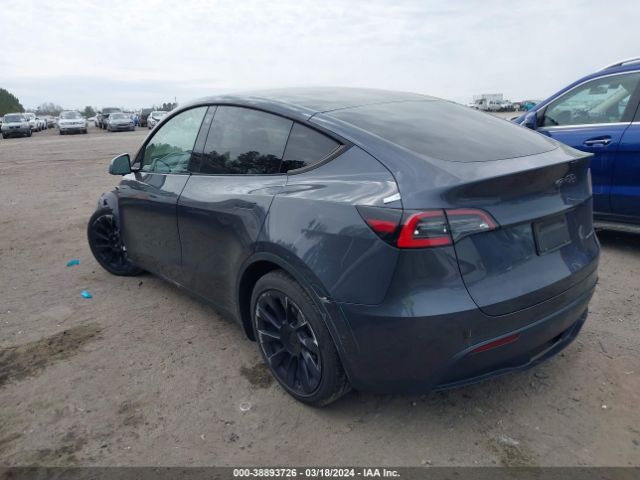 Photo 2 VIN: 5YJYGDEE5MF129367 - TESLA MODEL Y 