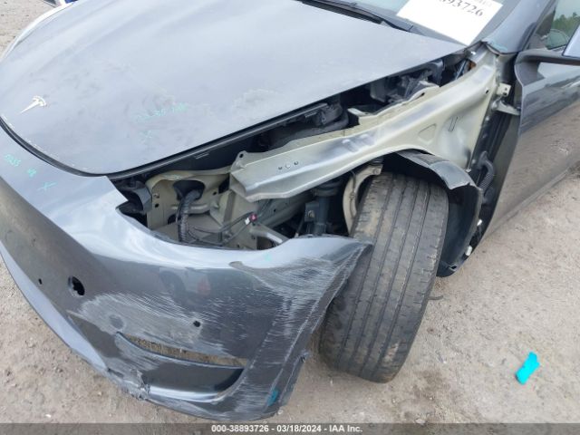 Photo 5 VIN: 5YJYGDEE5MF129367 - TESLA MODEL Y 