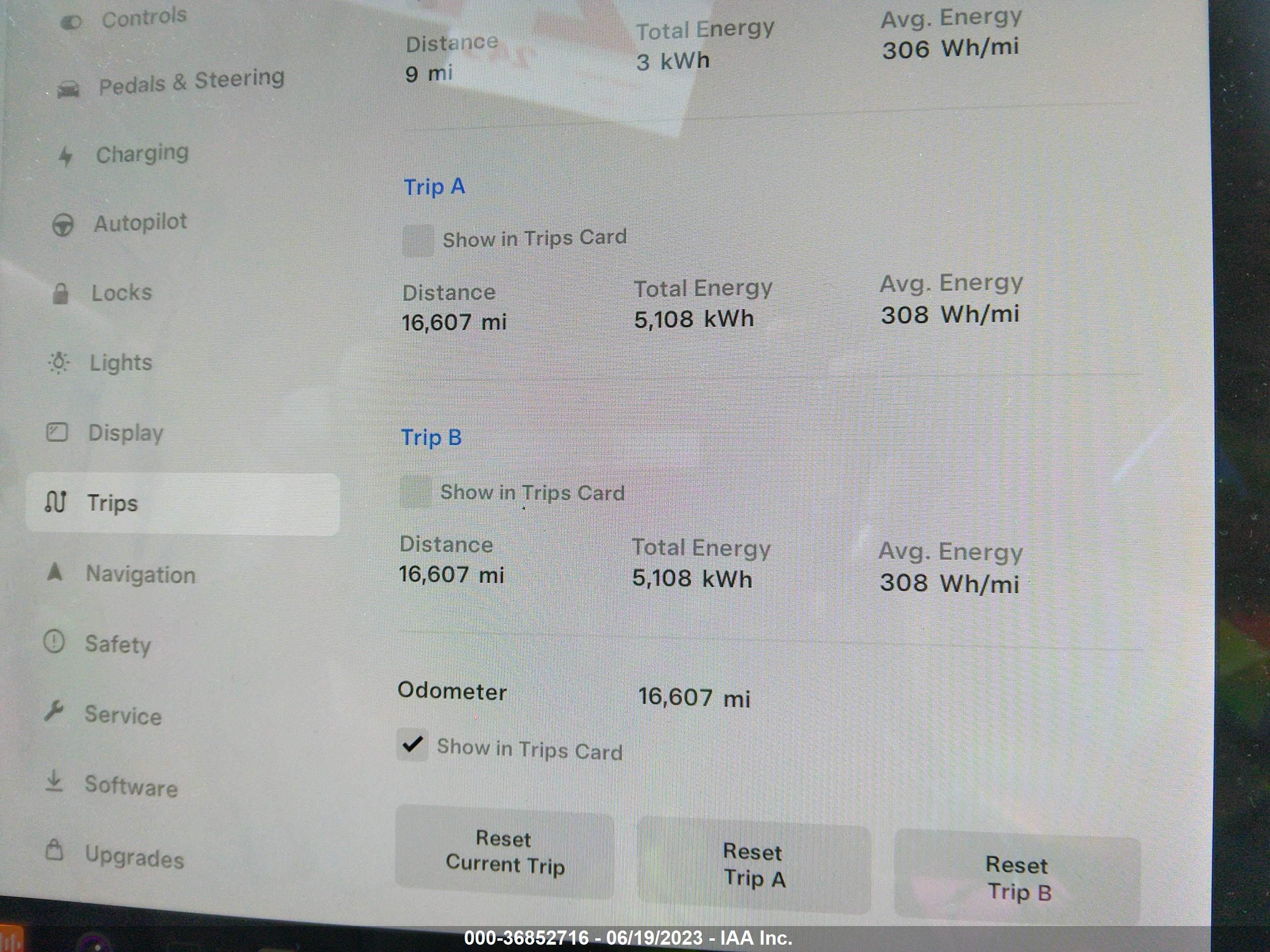 Photo 13 VIN: 5YJYGDEE5MF184563 - TESLA MODEL Y 