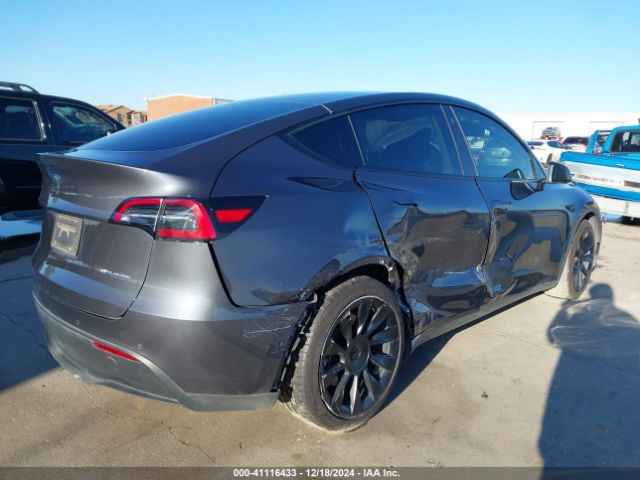 Photo 3 VIN: 5YJYGDEE5MF190153 - TESLA MODEL Y 