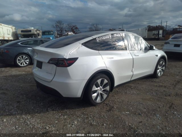 Photo 3 VIN: 5YJYGDEE5MF200888 - TESLA MODEL Y 