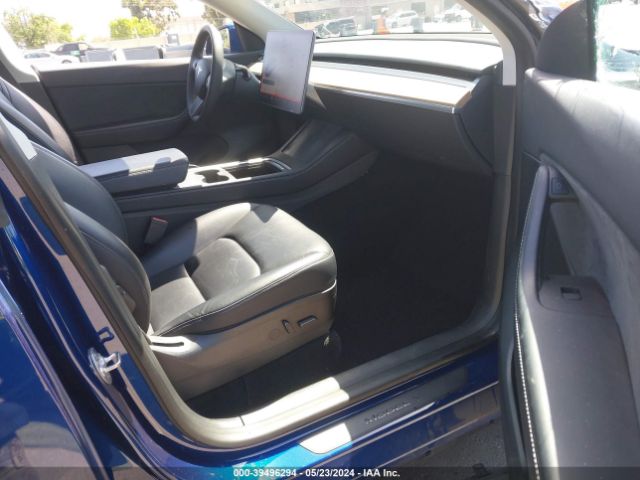 Photo 4 VIN: 5YJYGDEE5MF277387 - TESLA MODEL Y 