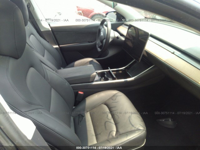 Photo 4 VIN: 5YJYGDEE6LF007115 - TESLA MODEL Y 