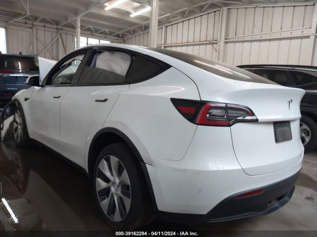 Photo 2 VIN: 5YJYGDEE6LF013514 - TESLA MODEL Y 