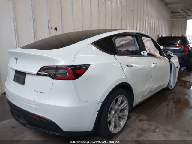 Photo 3 VIN: 5YJYGDEE6LF013514 - TESLA MODEL Y 