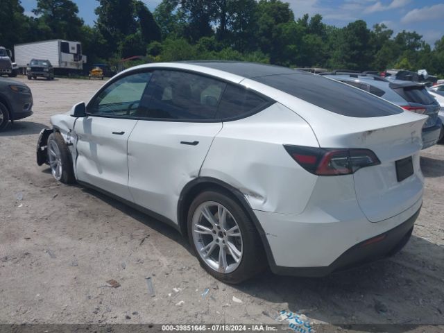 Photo 2 VIN: 5YJYGDEE6LF017028 - TESLA MODEL Y 