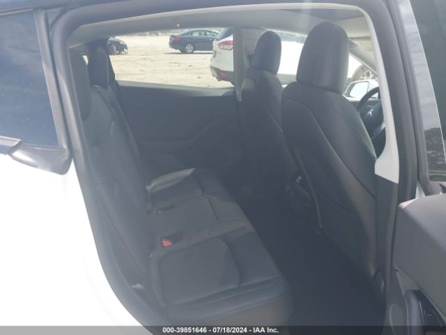 Photo 7 VIN: 5YJYGDEE6LF017028 - TESLA MODEL Y 