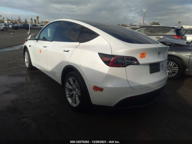 Photo 2 VIN: 5YJYGDEE6LF032046 - TESLA MODEL Y 