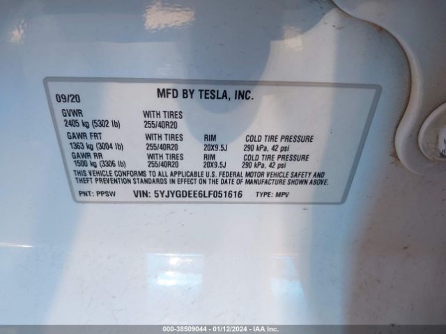 Photo 8 VIN: 5YJYGDEE6LF051616 - TESLA MODEL Y 