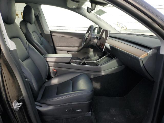 Photo 4 VIN: 5YJYGDEE6MF065145 - TESLA MODEL Y 