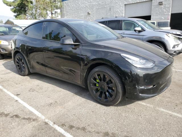 Photo 3 VIN: 5YJYGDEE6MF067610 - TESLA MODEL Y 