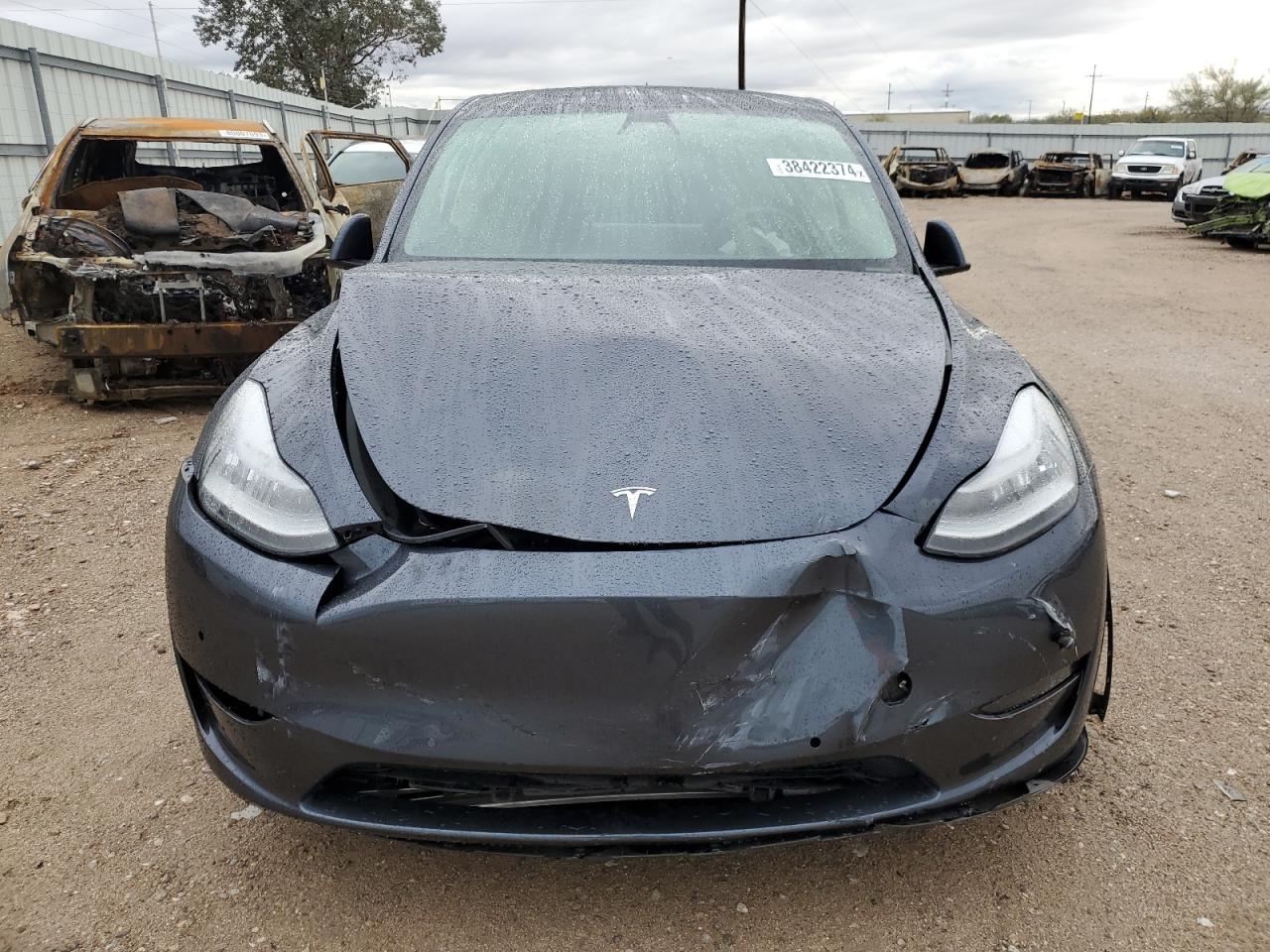 Photo 4 VIN: 5YJYGDEE6MF090790 - TESLA MODEL Y 