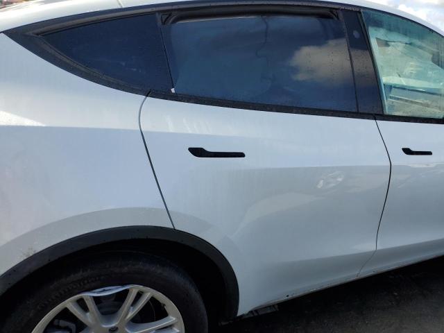 Photo 9 VIN: 5YJYGDEE6MF094256 - TESLA MODEL Y 