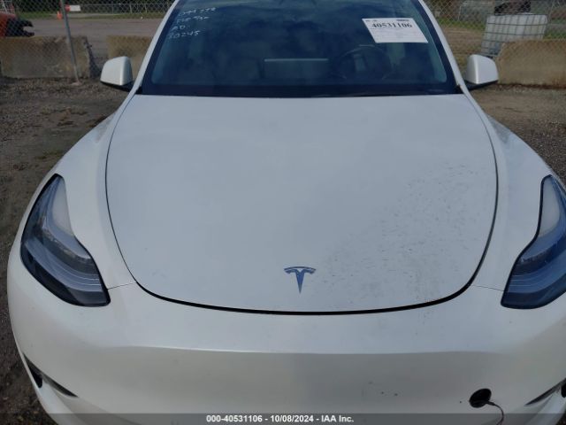 Photo 9 VIN: 5YJYGDEE6MF099778 - TESLA MODEL Y 