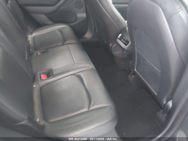 Photo 7 VIN: 5YJYGDEE6MF111864 - TESLA MODEL Y 