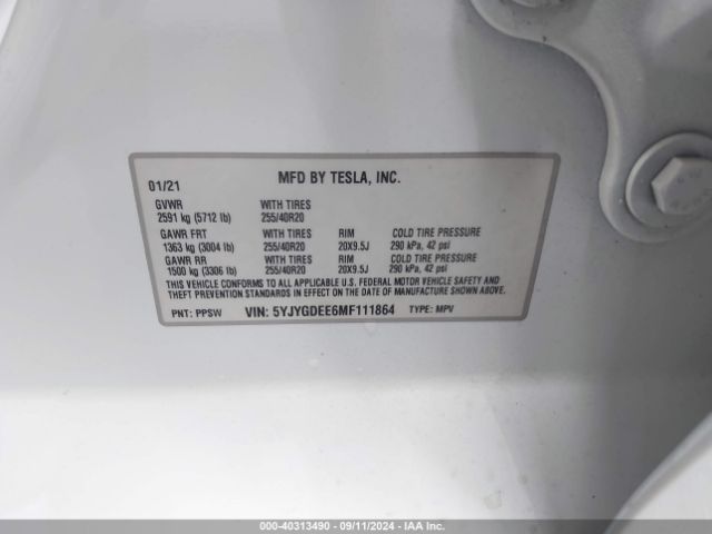 Photo 8 VIN: 5YJYGDEE6MF111864 - TESLA MODEL Y 