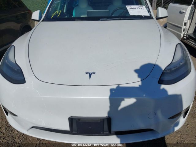 Photo 9 VIN: 5YJYGDEE6MF118121 - TESLA MODEL Y 