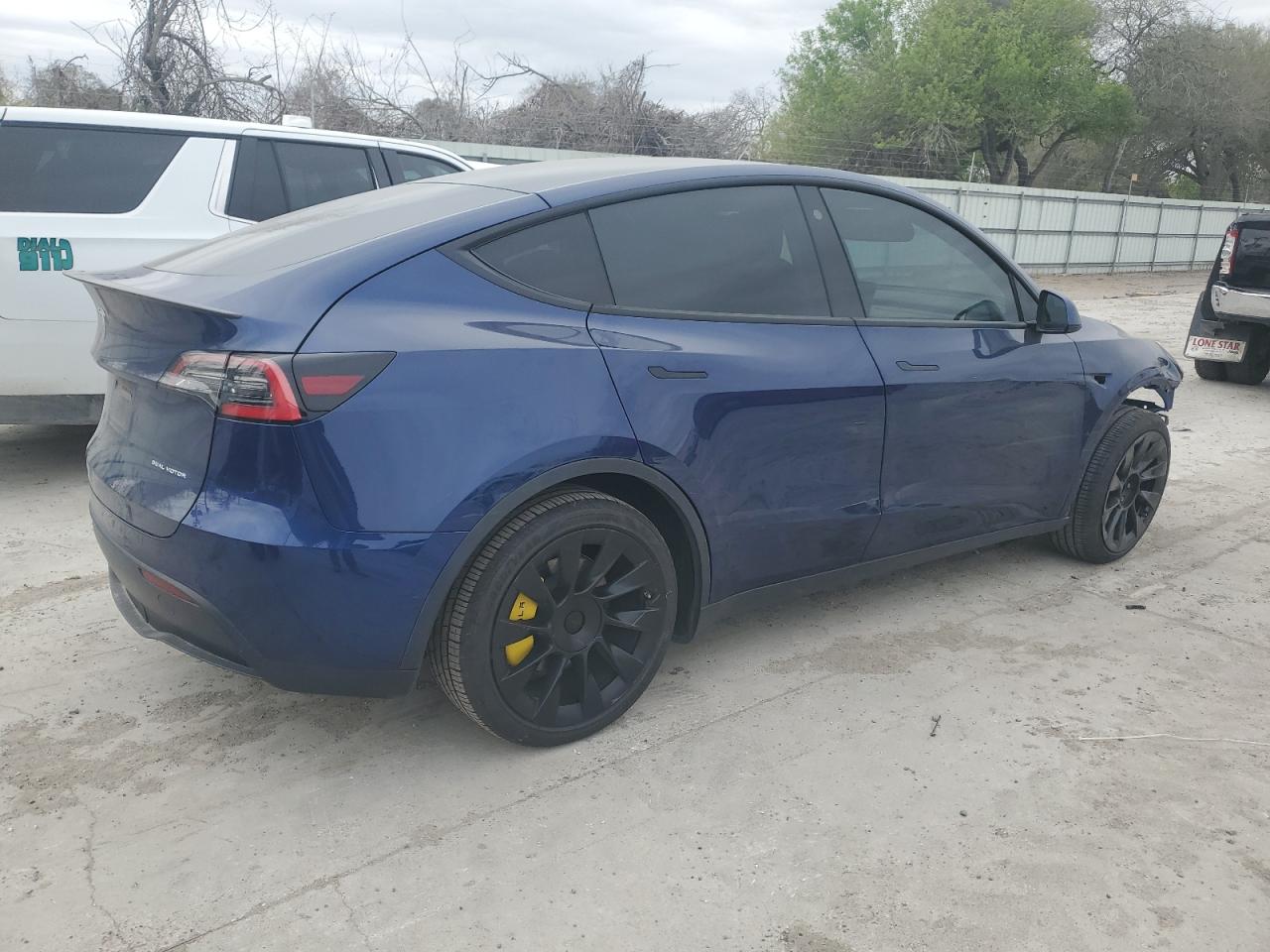 Photo 2 VIN: 5YJYGDEE6MF125487 - TESLA MODEL Y 