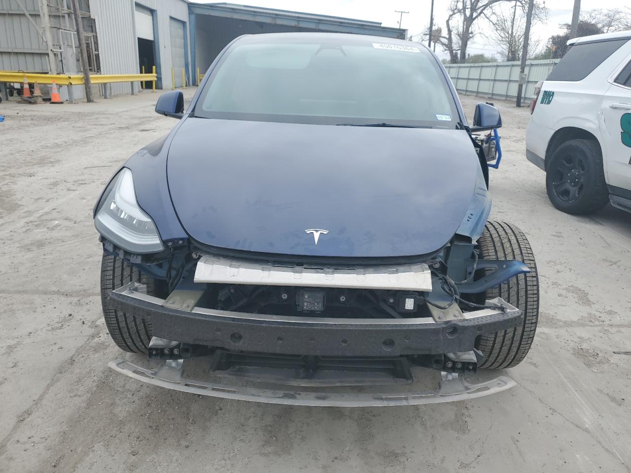 Photo 4 VIN: 5YJYGDEE6MF125487 - TESLA MODEL Y 