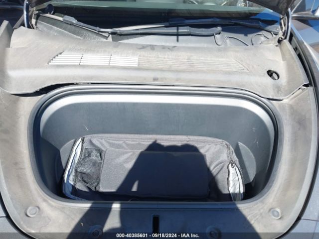 Photo 9 VIN: 5YJYGDEE6MF148428 - TESLA MODEL Y 