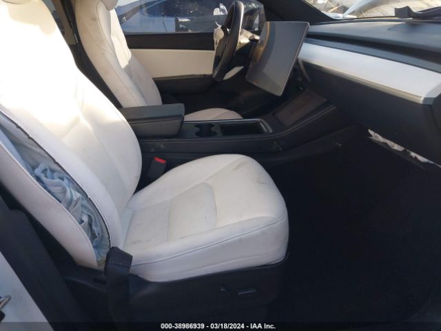 Photo 4 VIN: 5YJYGDEE6MF189335 - TESLA MODEL Y 