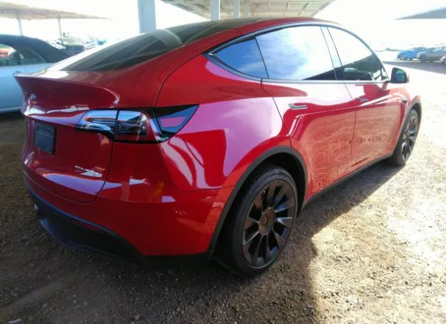 Photo 3 VIN: 5YJYGDEE6MF198374 - TESLA MODEL Y 