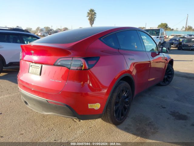 Photo 3 VIN: 5YJYGDEE6MF222673 - TESLA MODEL Y 