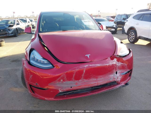 Photo 5 VIN: 5YJYGDEE6MF222673 - TESLA MODEL Y 