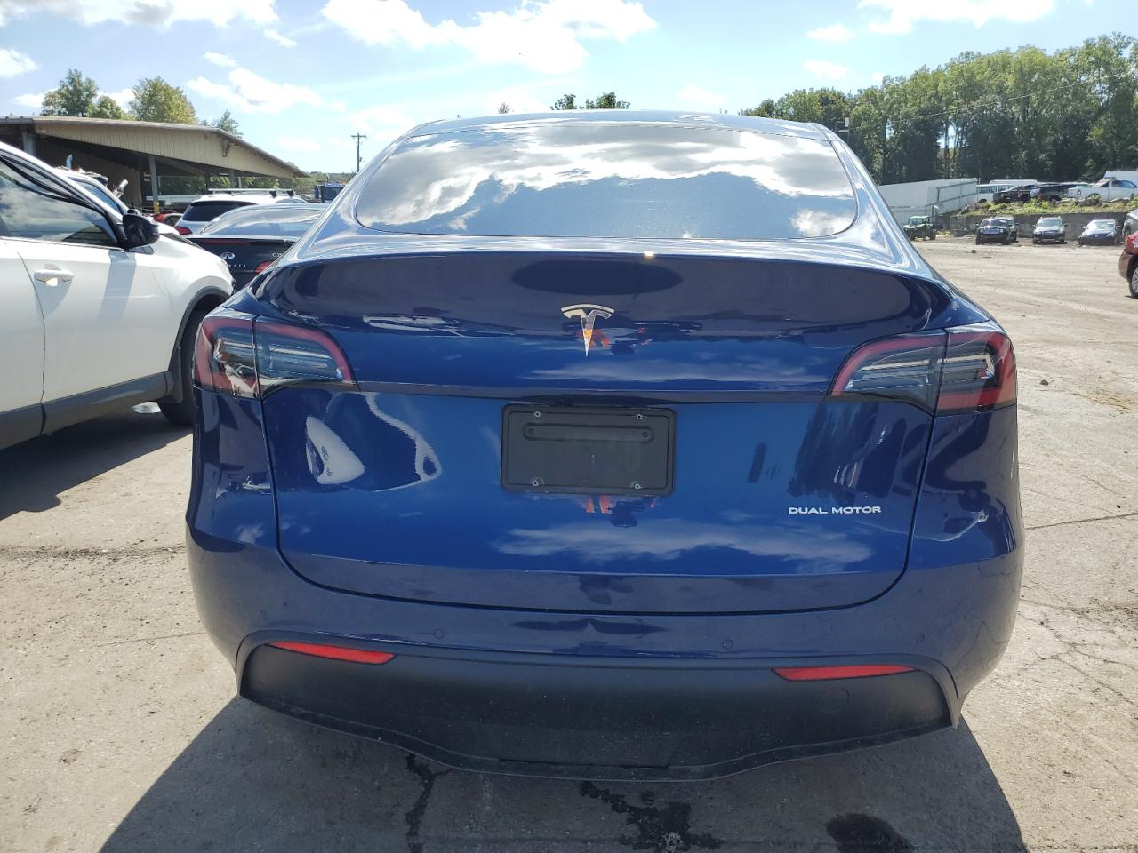 Photo 5 VIN: 5YJYGDEE6MF311658 - TESLA MODEL Y 