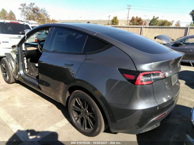 Photo 2 VIN: 5YJYGDEE7LF009469 - TESLA MODEL Y 