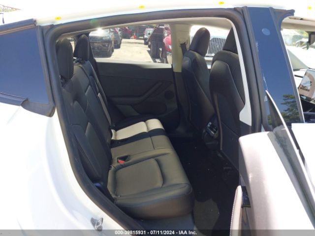 Photo 7 VIN: 5YJYGDEE7LF009603 - TESLA MODEL Y 