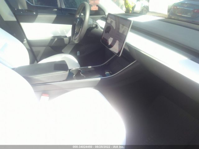 Photo 4 VIN: 5YJYGDEE7LF039846 - TESLA MODEL Y 