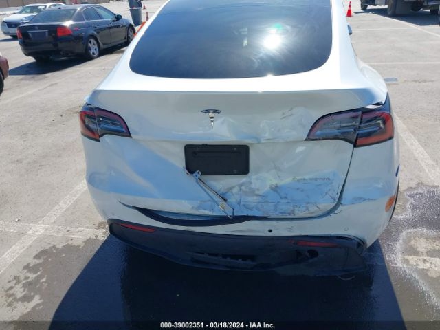 Photo 5 VIN: 5YJYGDEE7LF054475 - TESLA MODEL Y 