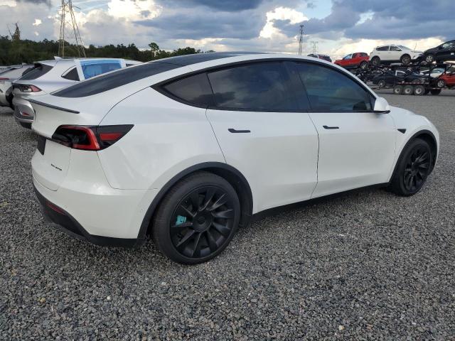 Photo 2 VIN: 5YJYGDEE7MF062061 - TESLA MODEL Y 