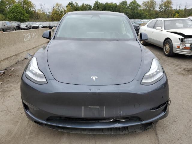 Photo 4 VIN: 5YJYGDEE7MF063310 - TESLA MODEL Y 