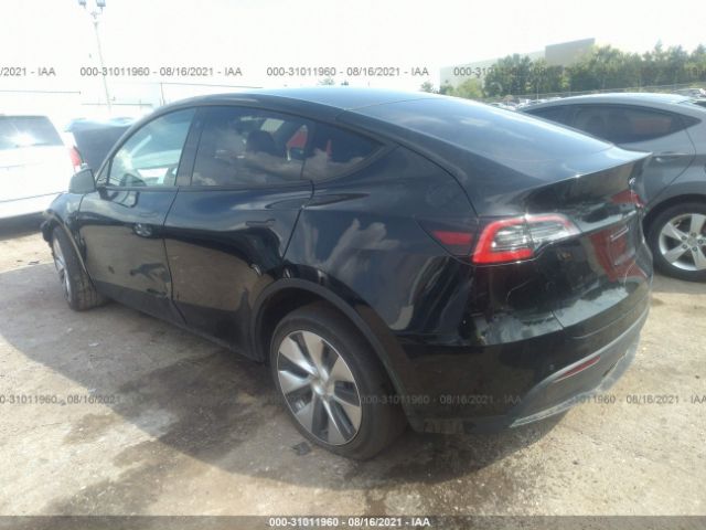 Photo 2 VIN: 5YJYGDEE7MF087266 - TESLA MODEL Y 