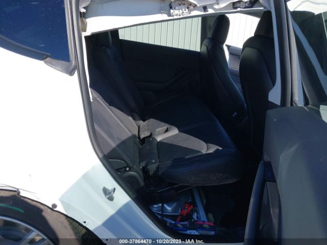 Photo 7 VIN: 5YJYGDEE7MF146056 - TESLA MODEL Y 