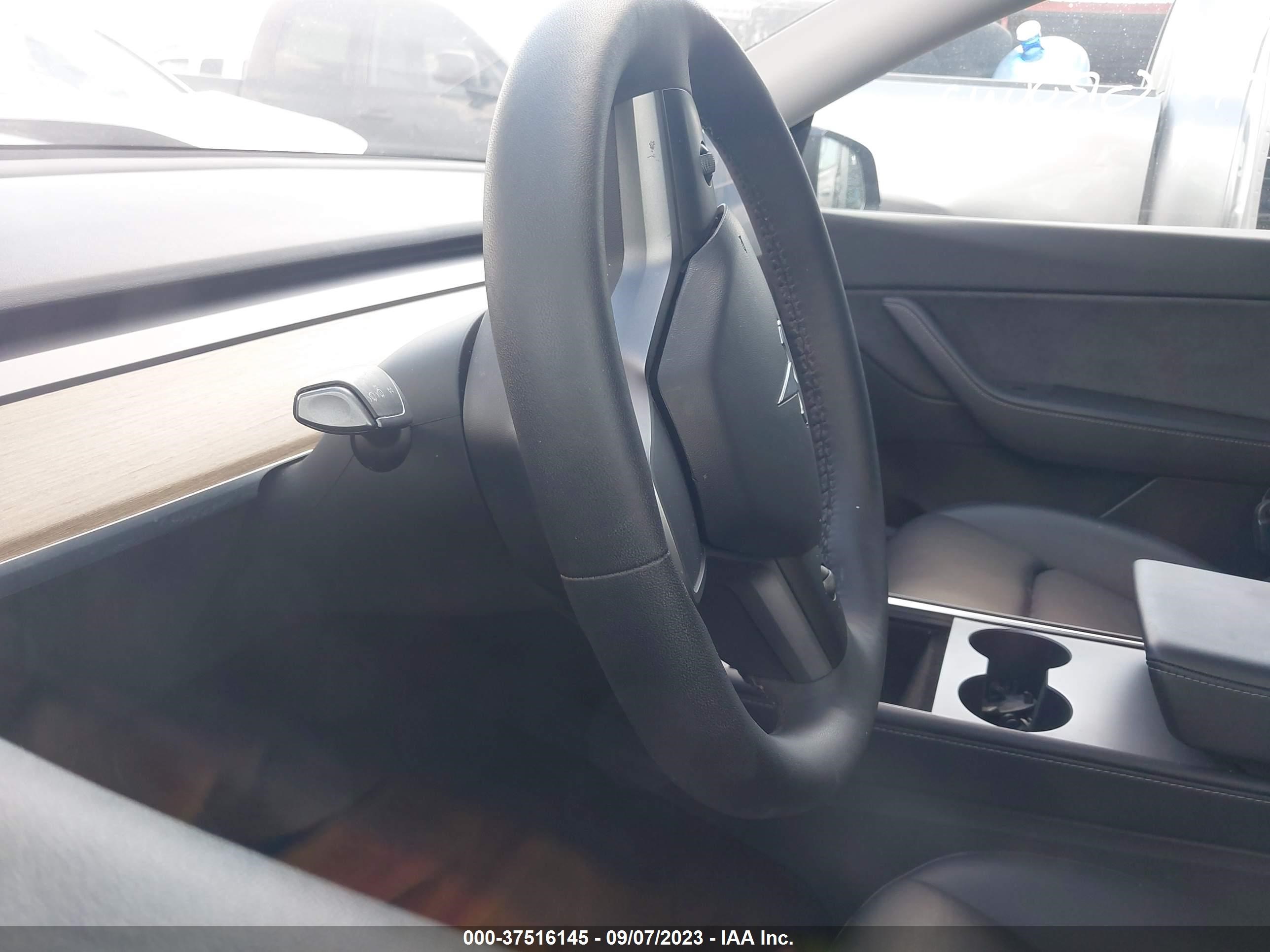 Photo 16 VIN: 5YJYGDEE7MF149734 - TESLA MODEL Y 