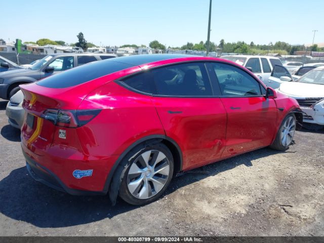 Photo 3 VIN: 5YJYGDEE7MF214971 - TESLA MODEL Y 