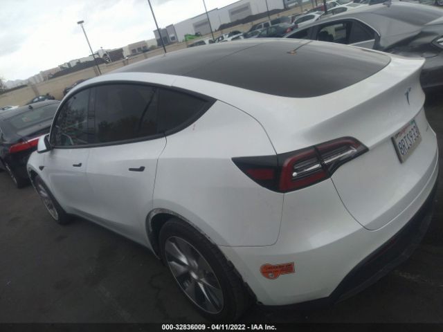 Photo 2 VIN: 5YJYGDEE8LF006791 - TESLA MODEL Y 