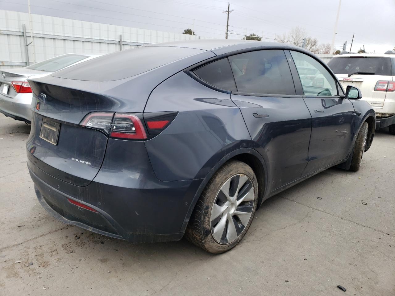 Photo 2 VIN: 5YJYGDEE8LF016513 - TESLA MODEL Y 