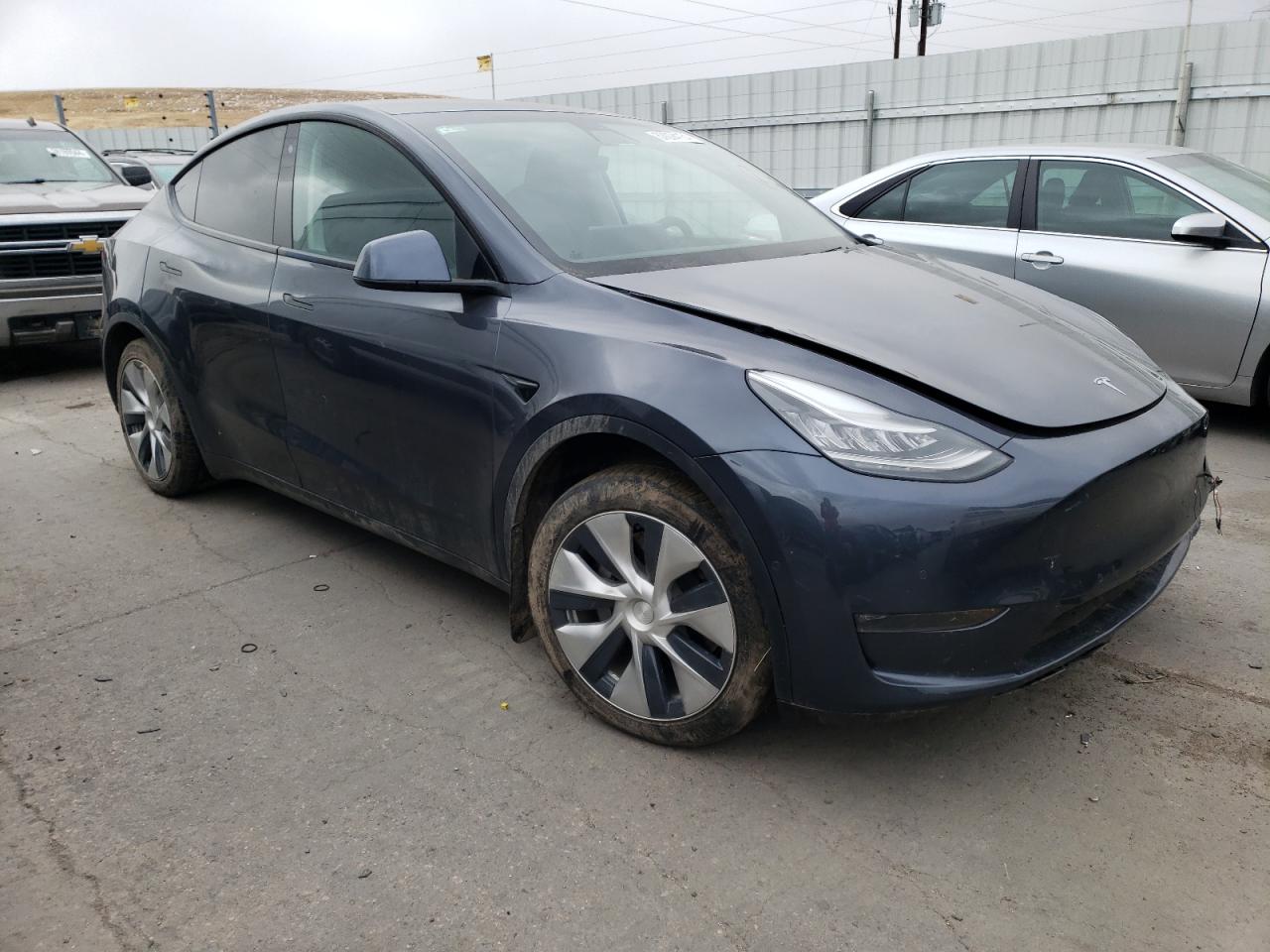 Photo 3 VIN: 5YJYGDEE8LF016513 - TESLA MODEL Y 