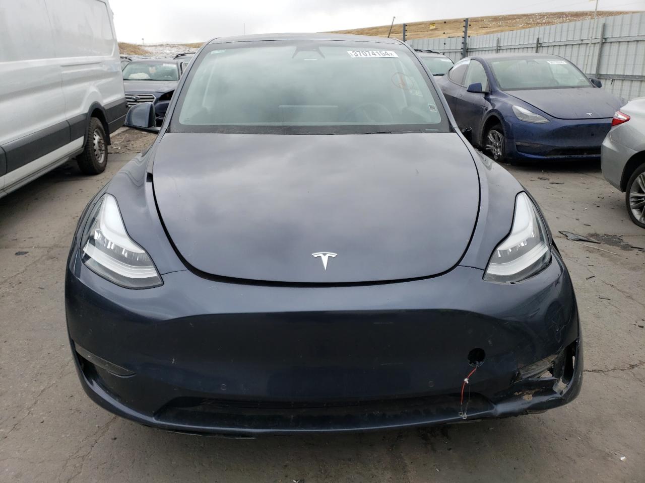 Photo 4 VIN: 5YJYGDEE8LF016513 - TESLA MODEL Y 